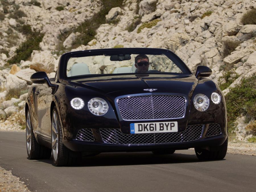  Bentley Continental GTC 2011 года  (фото 145 из 167)